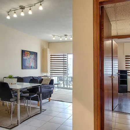 Apartment Modern Flat In Old Town *