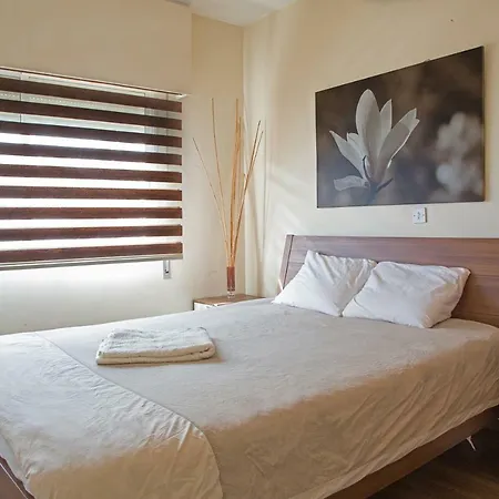 Modern Flat In Old Town Апартаменты *